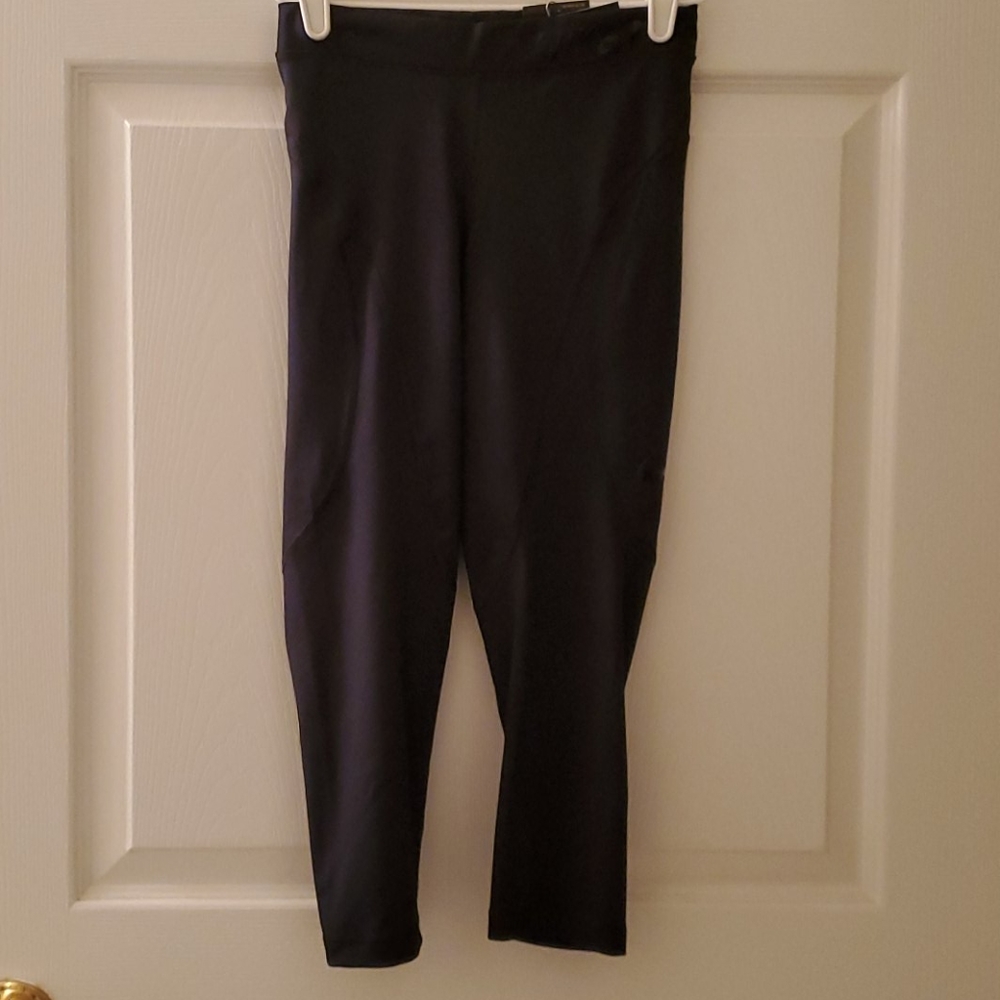 Nike Pro Hypercool Capri Leggings XS